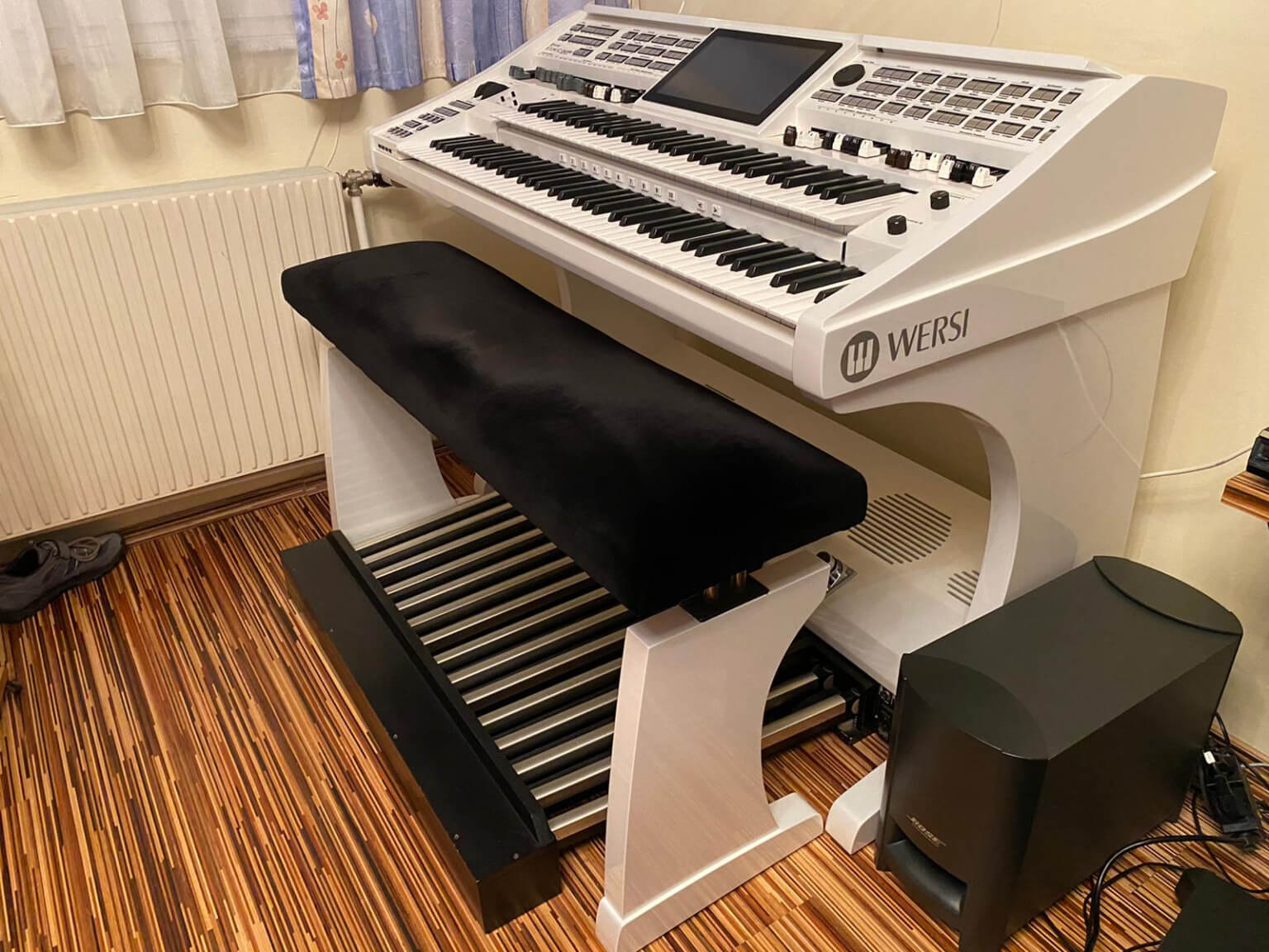 WERSI Sonic OAX600 LS Im Spectra Geh use Hochglanz Weiss Im wersi-sonic-oax600-ls-im-spectra-geh-use-hochglanz-weiss-im